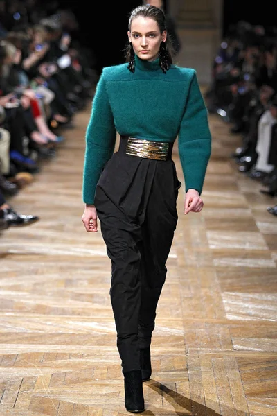 Look 22